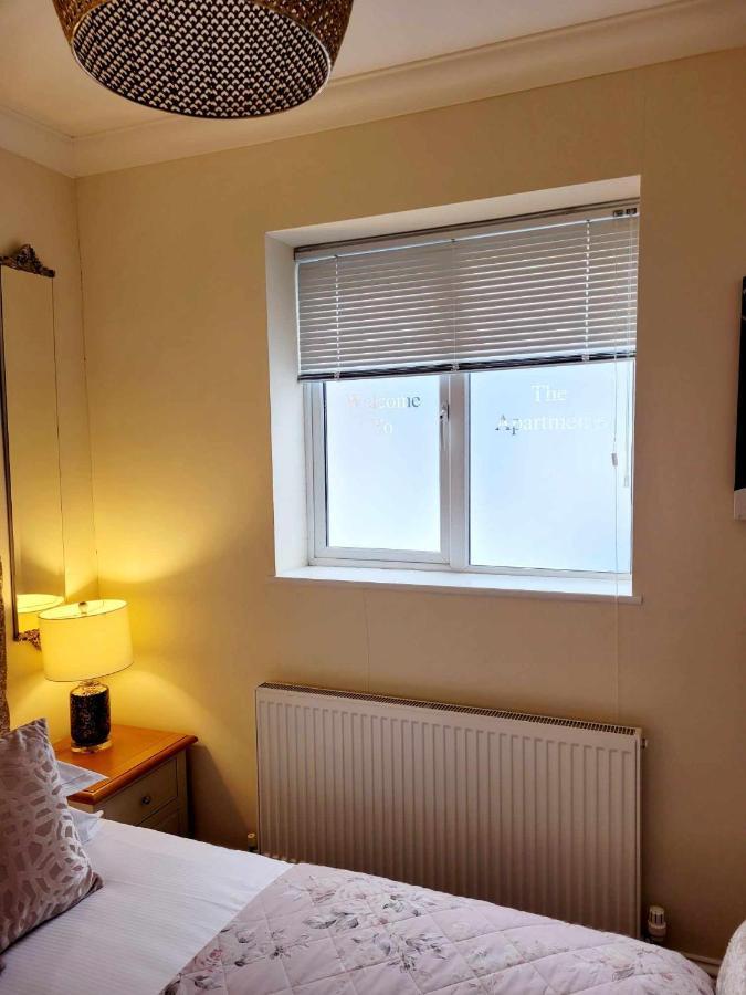 Apartment 1 Exquisite Two King Bedroom With En Suites - Close To The Town Centre, Rail, Airport And Theatre Darlington  Eksteriør bilde