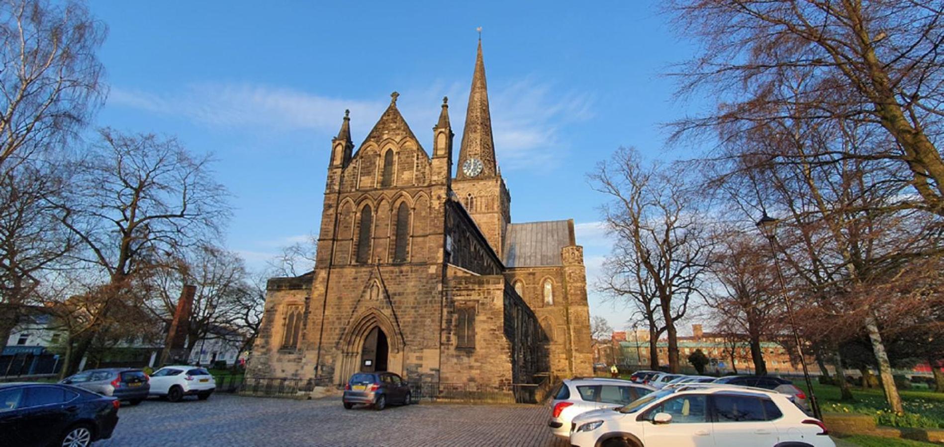 Apartment 1 Exquisite Two King Bedroom With En Suites - Close To The Town Centre, Rail, Airport And Theatre Darlington  Eksteriør bilde
